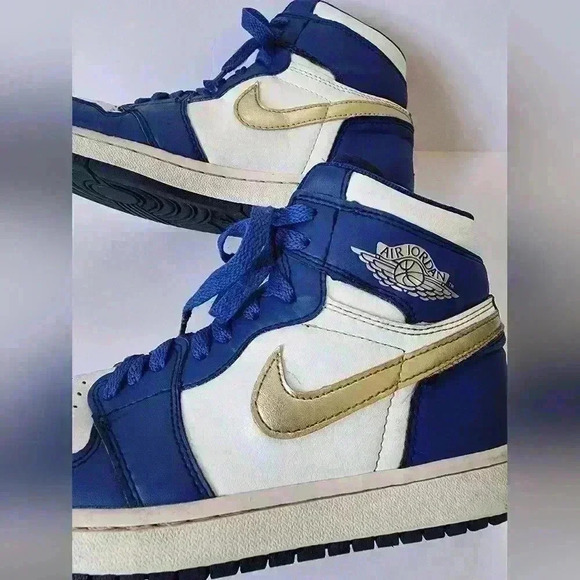 Nike Air Jordan 1 High Retro Gold Metallic Deep Royal Blue GS Sneaker, sz 6 - Picture 7 of 15